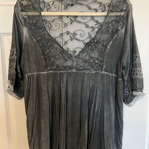 POL Gray Lace Embellished blouse